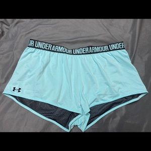 Under Armour reversible women’s shorts